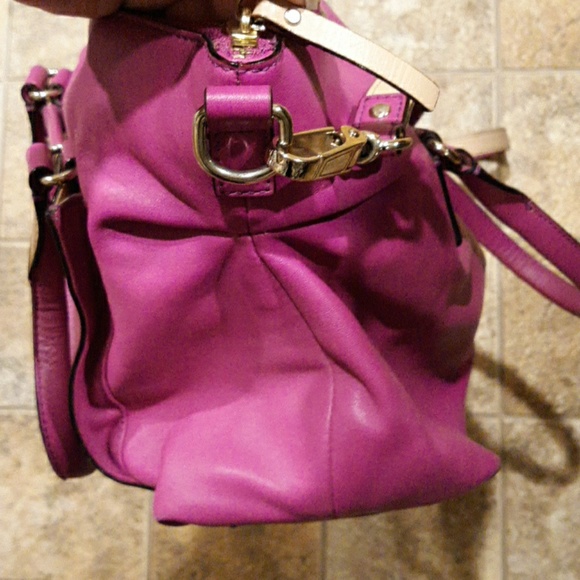 Kate Spade Fuchsia Leather Satchel Bag. - Picture 8 of 8